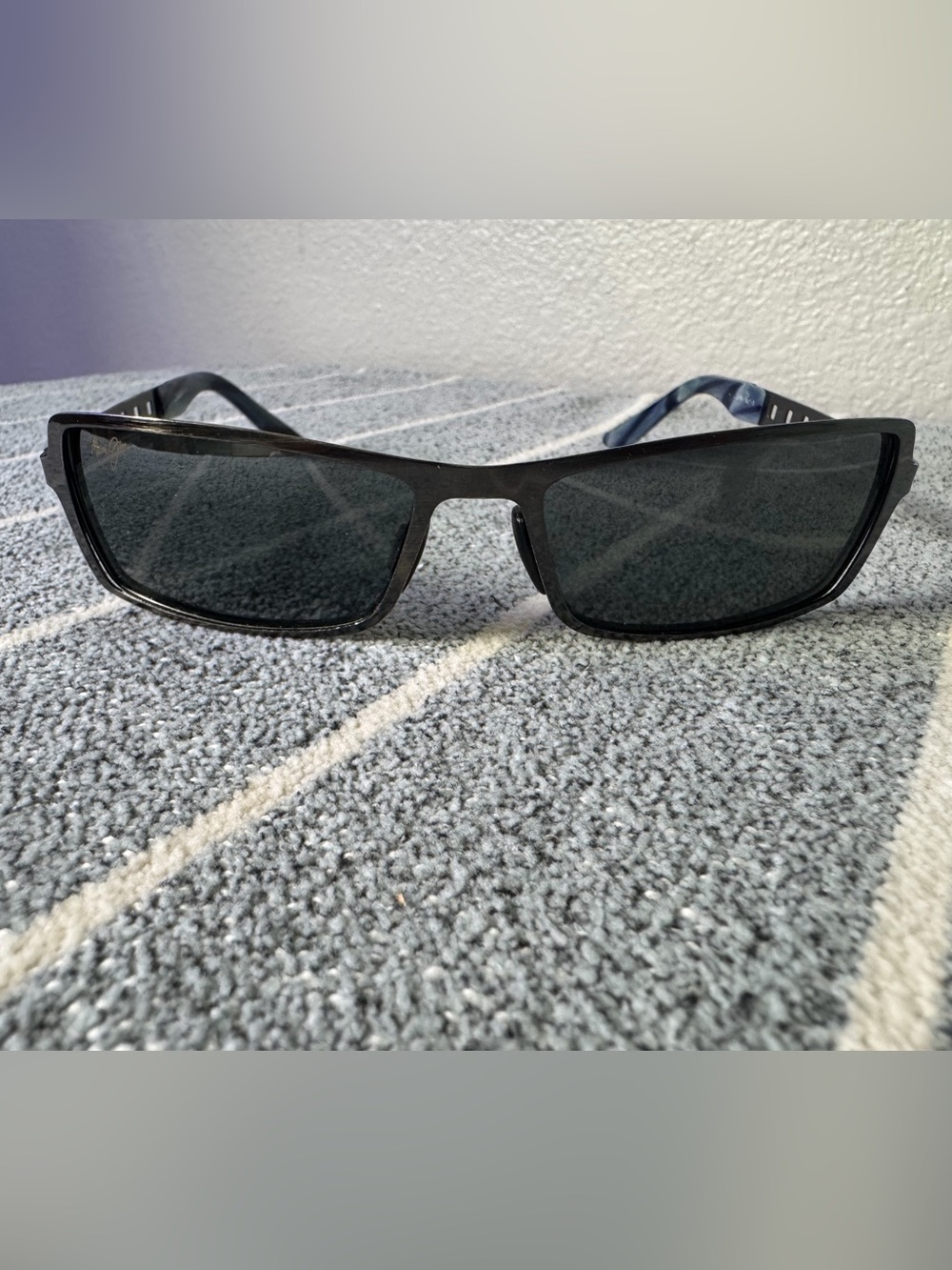Men's Black Maui Jim Sunglasses
